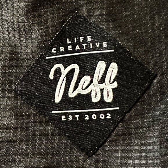 Neff Long Sleeve Black & Tropical Floral Print Zip Front Windbreaker Large - Picture 5 of 6